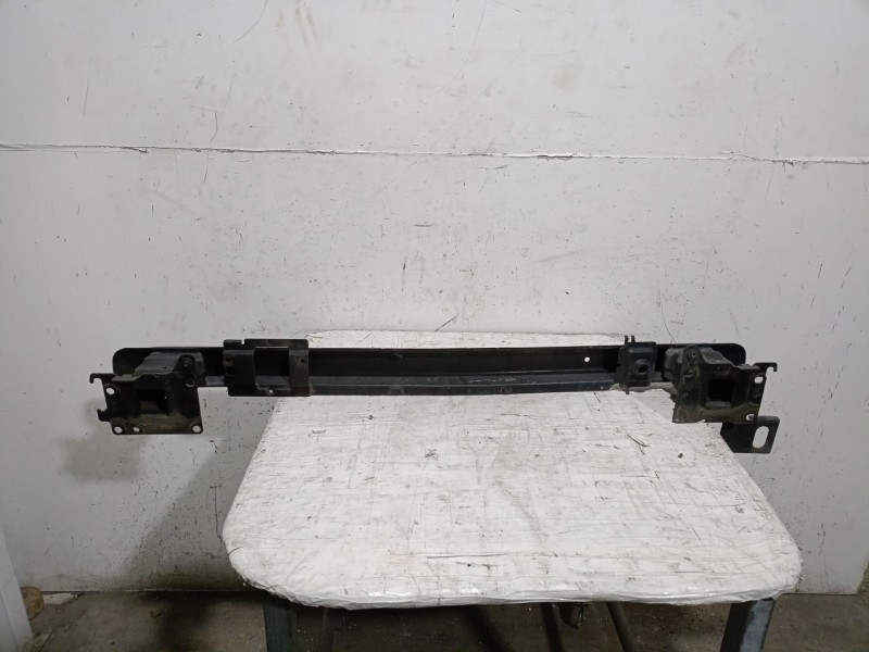 Recambio de refuerzo paragolpes delantero para peugeot 307 (3a/c) 2.0 hdi 110 referencia OEM IAM  7106C0 