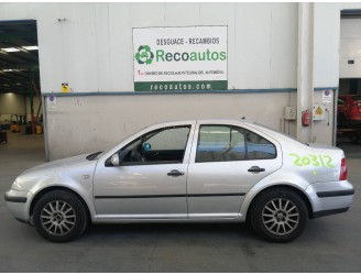 volkswagen bora berlina (1j2) del año 2001