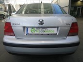 volkswagen bora berlina (1j2) del año 2001
