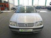 volkswagen bora berlina (1j2) del año 2001