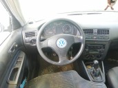 volkswagen bora berlina (1j2) del año 2001