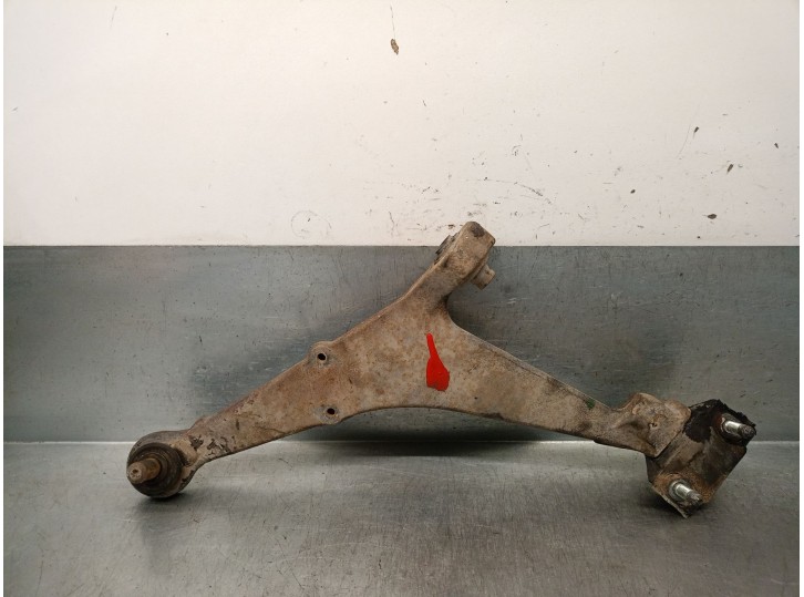 Replacement front left lower suspension arm for Citroën AX (ZA-_) 15 D OEM IAM reference 95658978 95658978 
