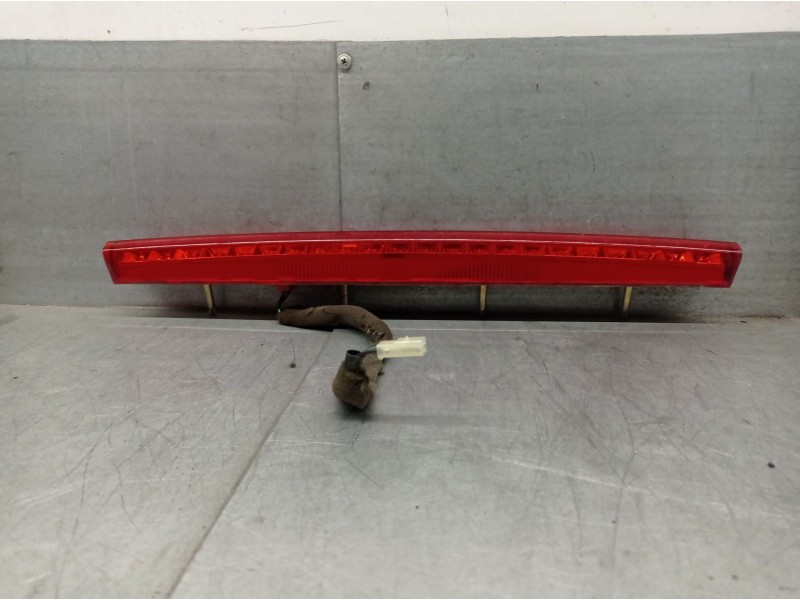 Recambio de luz central de freno para hyundai atos (mx) 1.1 referencia OEM IAM 92700055 92700055 