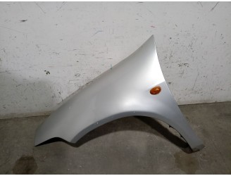 Recambio de aleta delantera izquierda para chrysler neon ii 2.0 16v referencia OEM IAM 5012675AB 