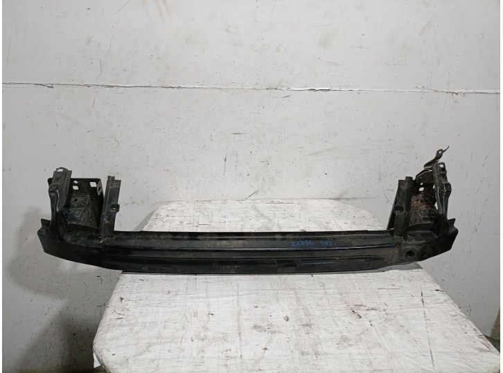 Replacement front bumper reinforcement for Seat Ateca (KH7, KHP) 1.6 TDI OEM IAM reference 575807109E 