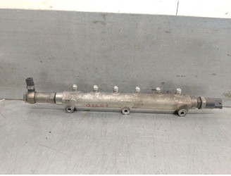 Recambio de rampa inyectora para volvo v70 ii (285) d5 referencia OEM IAM 8658252 8658252 0445215010 BOSCH