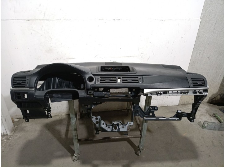 Recambio de salpicadero para lexus ct (zwa10_) 200h (zwa10_) referencia OEM IAM  5530276020C0 