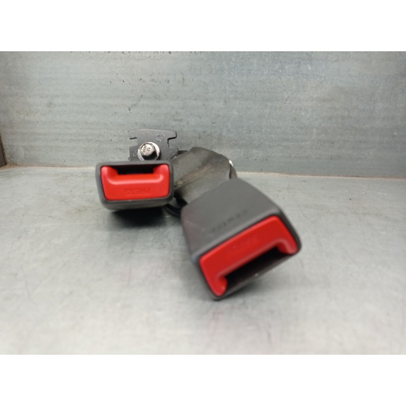 Recambio de enganche cinturon para hyundai i30 (pde, pd, pden) 2.0 n referencia OEM IAM 89830G4000  89830G4000TRY