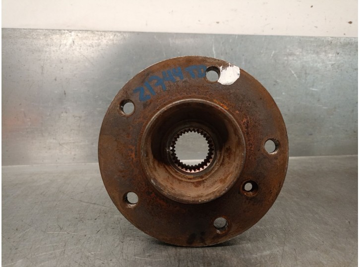 Replacement rear right stub axle for BMW 5 (E39) 530 D OEM IAM reference 33411093371 33411093371 