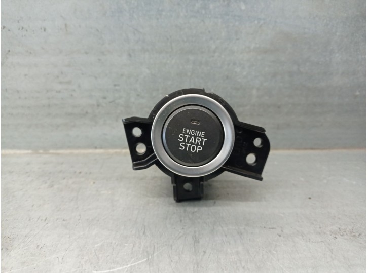 Replacement start/stop button for Hyundai i30 (PDE, PD, PDEN) 2.0 N OEM IAM reference 3S1A201000 95430G3500