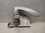 Replacement front left interior door handle for Mitsubishi Canter Mitsubishi Canter OEM IAM reference D4D342AT8 