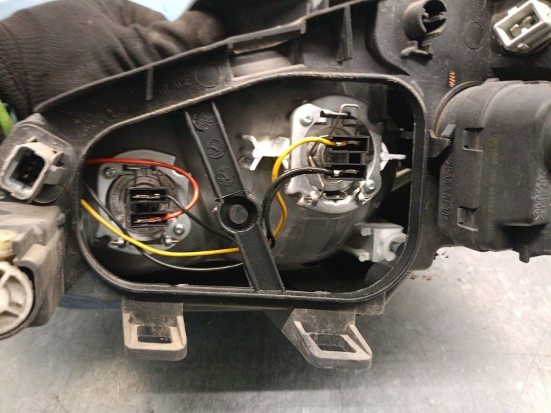 Recambio de faro derecho para peugeot 206 sw (2e/k) 1.4 hdi referencia OEM IAM 9628666780 6205S7 89001966