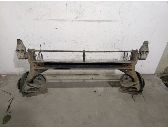 Recambio de puente trasero para volkswagen passat b5 (3b2) 1.8 t referencia OEM IAM  8E0500051T 