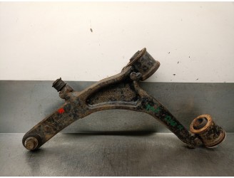 Recambio de brazo suspension inferior delantero izquierdo para renault master ii furgoneta (fd) 2.5 dci referencia OEM IAM 82007