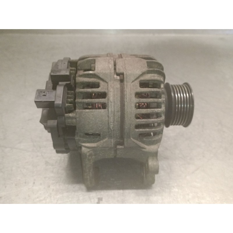 Recambio de alternador para audi a2 (8z0) 1.4 referencia OEM IAM 037903025F 038903018RX 0124325011 BOSCH