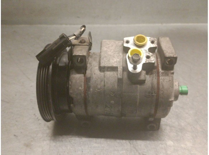 Replacement air conditioning compressor for Chrysler Neon II 2.0 16V OEM IAM reference 10S17C 5264760AB 4472203863 DENSO