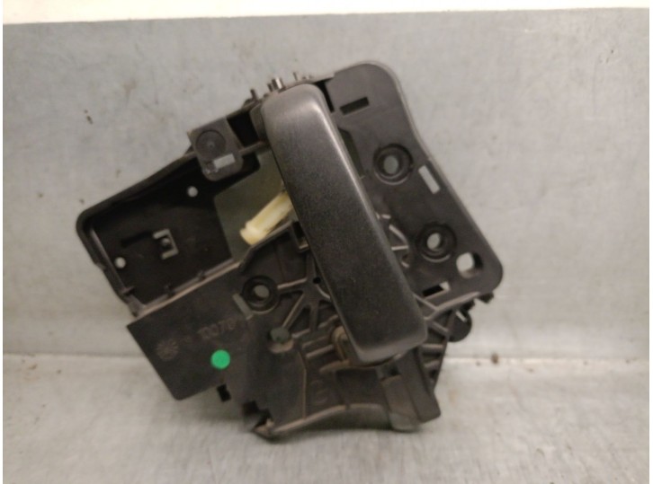 Replacement front left interior door handle for Peugeot 1007 (KM_) 1.4 OEM IAM reference 96801418 