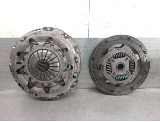 Recambio de kit embrague para seat ibiza iv (6j5, 6p1) 1.2 tsi referencia OEM IAM 04E198141 04E198141 322039110 LUK