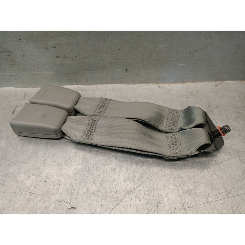 Recambio de enganche cinturon para daewoo kalos (klas) 1.2 referencia OEM IAM 96403601  