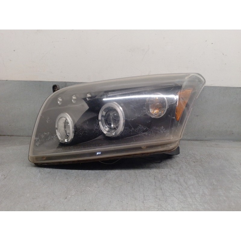 Recambio de faro izquierdo para dodge caliber 2.0 16v cat referencia OEM IAM 5303743AF  5 PUERTAS