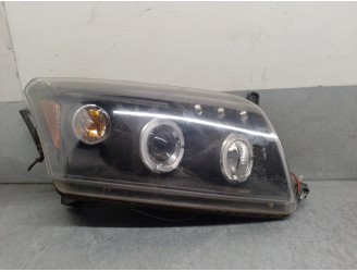 Recambio de faro derecho para dodge caliber 2.0 16v cat referencia OEM IAM 5303742AF  5 PUERTAS