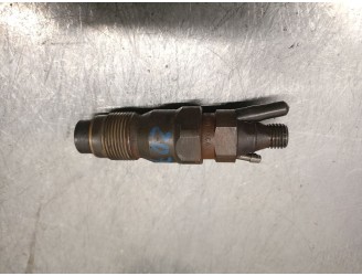 Replacement injector for BMW 5 Series saloon (E39) 2.5 turbodiesel cat OEM IAM reference KCA21S71 KCA21S71 BOSCH