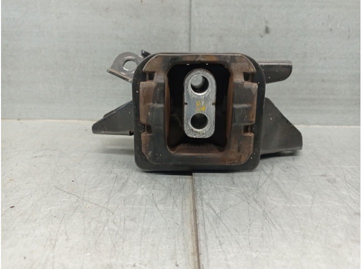 Replacement engine mount for Hyundai i30 (PDE, PD, PDEN) 2.0 N OEM IAM reference 21830S0100 21830S0100 