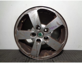 Recambio de llanta para skoda fabia (6y2/6y3) 1.9 tdi referencia OEM IAM 6Y0601025E R156JX15H2ET43 ALUMINIO 5P