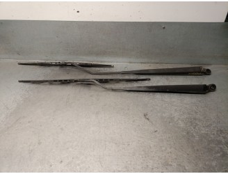 Recambio de brazo limpia delantero derecho para peugeot 1007 (km_) 1.4 referencia OEM IAM 6429Y1 6429Y0 