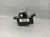 Recambio de mando elevalunas delantero derecho para kia carens iv 1.6 gdi referencia OEM IAM 93575A4020 93575A4030 
