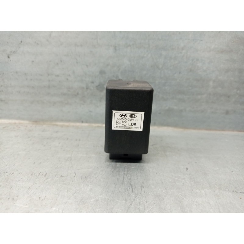 Recambio de rele para kia carens iv 1.6 gdi referencia OEM IAM 952402W100  