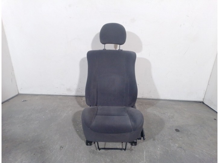 Replacement front left seat for Chrysler Neon II 2.0 16V OEM IAM reference 