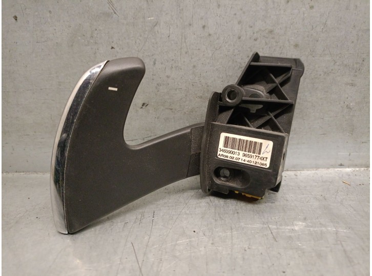 Recambio de mando volante para citroën c4 picasso i monospace (ud_) 1.6 hdi referencia OEM IAM 96591774XT 6242N7 