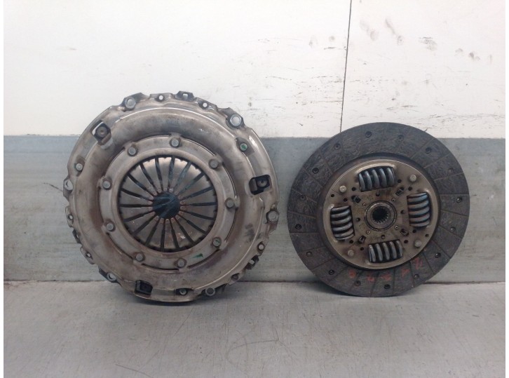 Recambio de kit embrague para peugeot 307 (3a/c) 2.0 16v referencia OEM IAM 9660617980 2051G6 VALEO