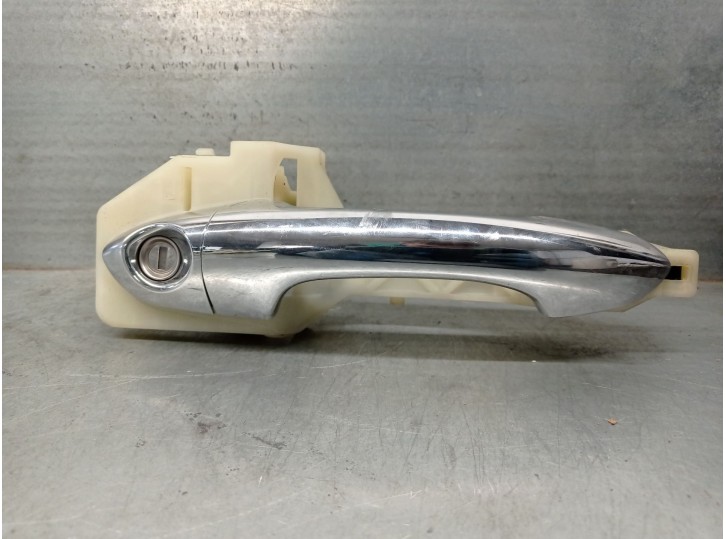 Recambio de maneta exterior delantera izquierda para kia carens iv 1.6 gdi referencia OEM IAM 82652A4010 82652A4010 