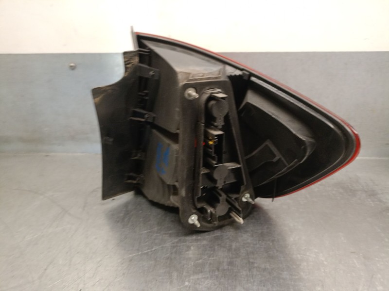 Recambio de piloto trasero izquierdo para bmw x1 (e84) sdrive 18 d referencia OEM IAM 63212992477 63212992477 