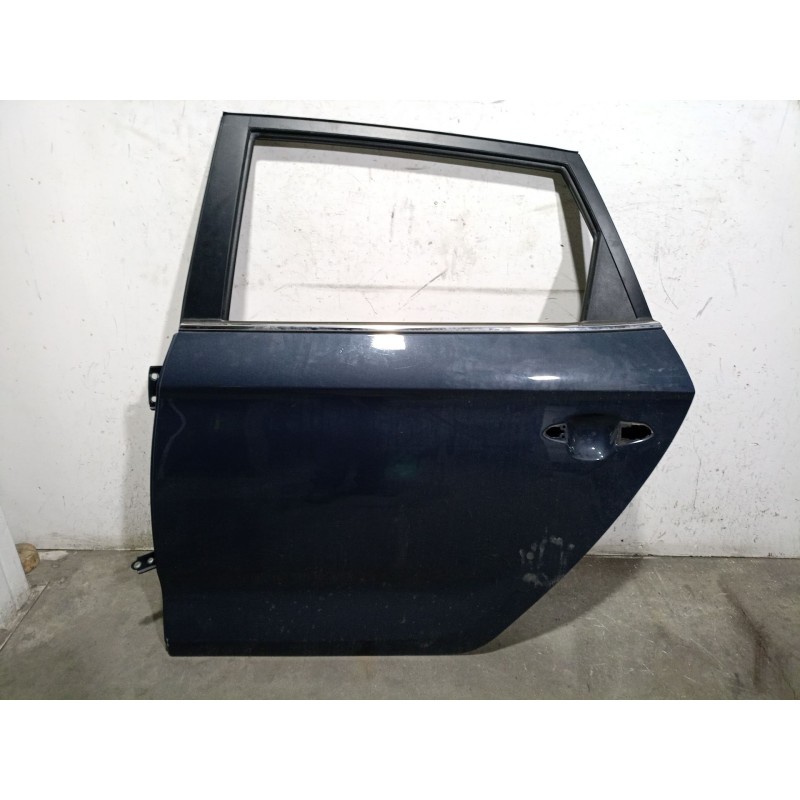 Recambio de puerta trasera izquierda para kia carens iv 1.6 gdi referencia OEM IAM 77003A4000 77003A4000 