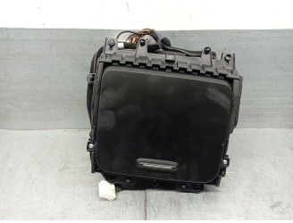 Recambio de guantera para kia carens iv 1.6 gdi referencia OEM IAM 84633A4000 84633A4000 