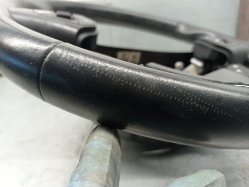 Recambio de volante para kia carens iv 1.6 gdi referencia OEM IAM 56130A4000 56100A4530CC2 