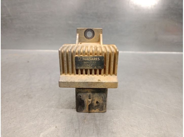 Recambio de caja precalentamiento para nissan pathfinder (r51) 2.5 dci diesel cat referencia OEM IAM 9640469680 NAGARES