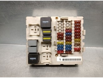Replacement relay / fuse box for Ford Focus Sedan (CAK) 1.6 16V CAT OEM IAM reference 2M5T14A073AC 