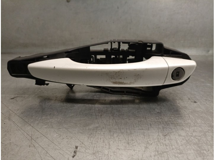 Recambio de maneta exterior delantera izquierda para peugeot 508 i (8d_) 1.6 hdi referencia OEM IAM 9688834180  