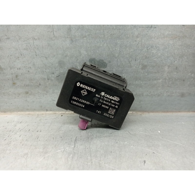 Recambio de antena para dacia jogger (rk_) 1.0 tce 90 eco-g referencia OEM IAM 282122683R  10630004