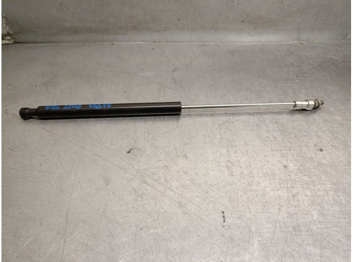 Replacement hood struts for Peugeot 508 I (8D_) 1.6 HDi OEM IAM reference 9674220680 