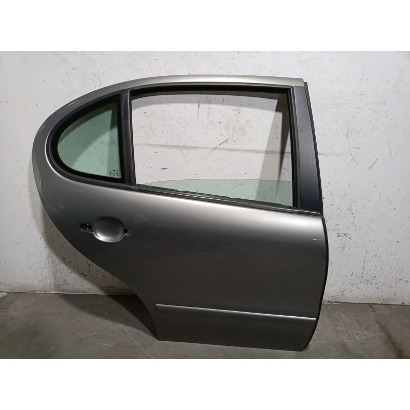 Recambio de puerta trasera derecha para seat leon (1m1) 1.9 tdi referencia OEM IAM 1M0833056L 1M0833056L 