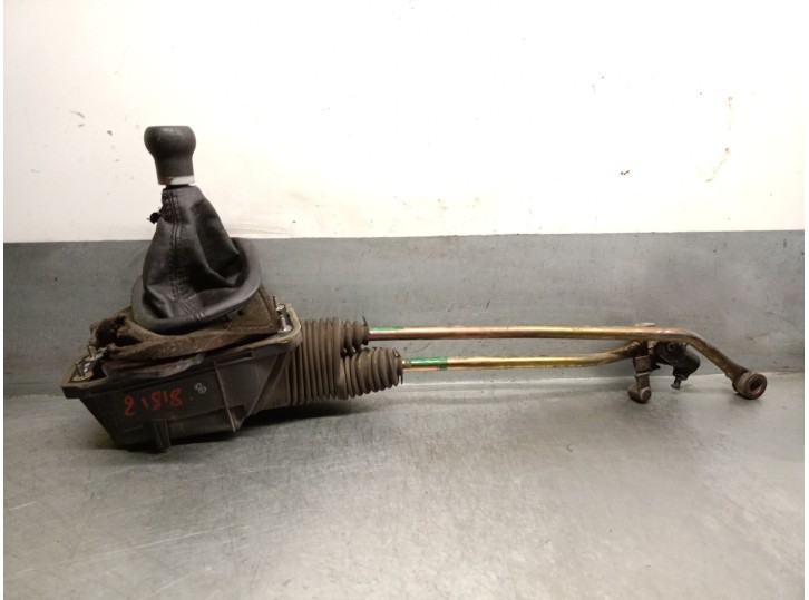 Recambio de palanca cambio para volkswagen passat b5.5 (3b3) 1.9 tdi referencia OEM IAM  8D0711055AE 