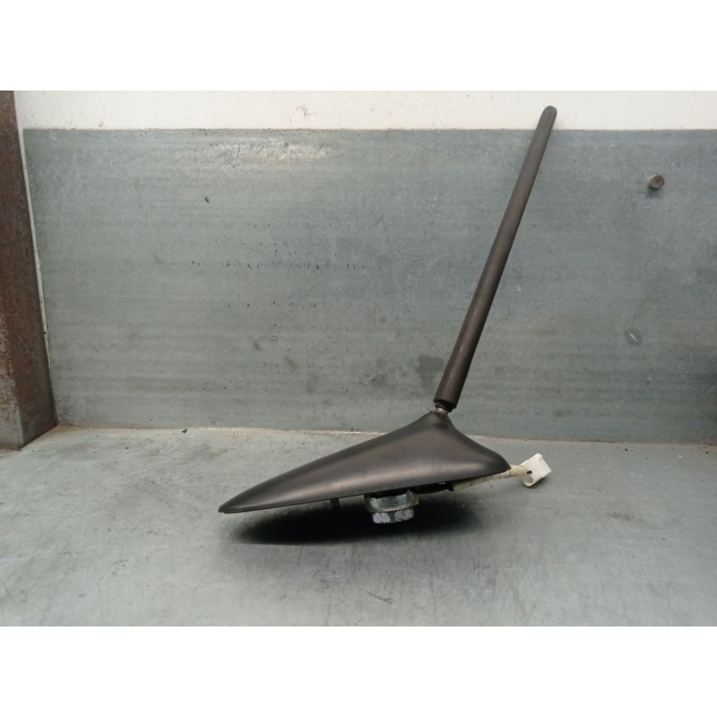 Recambio de antena para lexus ct (zwa10_) 200h (zwa10_) referencia OEM IAM 8630076040 8630076040 8630942080