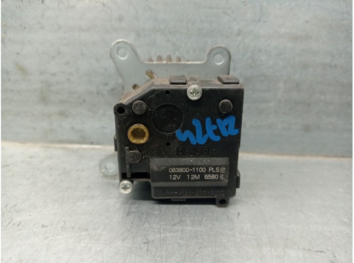 Recambio de motor apertura trampillas climatizador para lexus ct (zwa10_) 200h (zwa10_) referencia OEM IAM 0638001100  DENSO