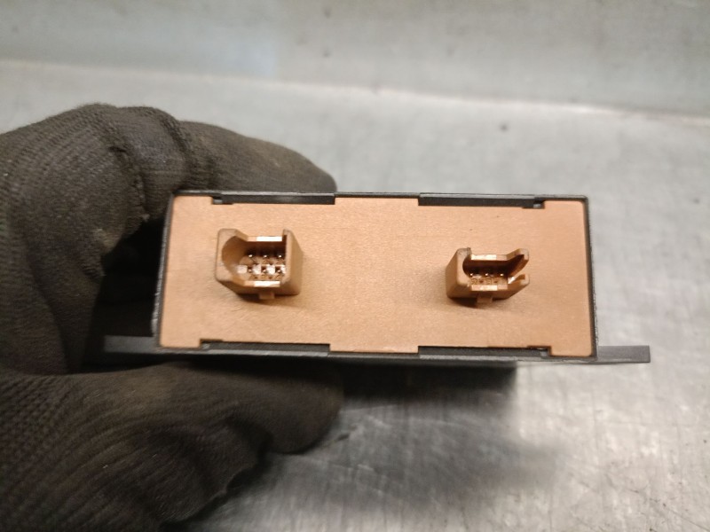 Recambio de centralita inmovilizador para seat inca (6k9) 1.9 d referencia OEM IAM 1H0953257BB  5WK4678 SIEMENS