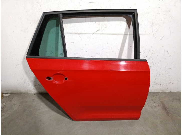 Recambio de puerta trasera derecha para skoda rapid spaceback (nh1) 1.6 tdi referencia OEM IAM  5JJ833052 